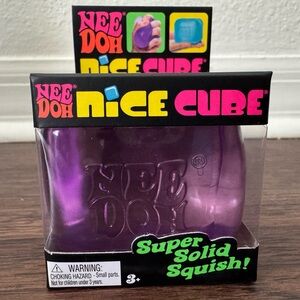 NeeDoh Nice Cube Purple Super Solid Squish